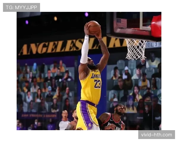 班恩无球跑动制造空位，三分效率领跑后卫群